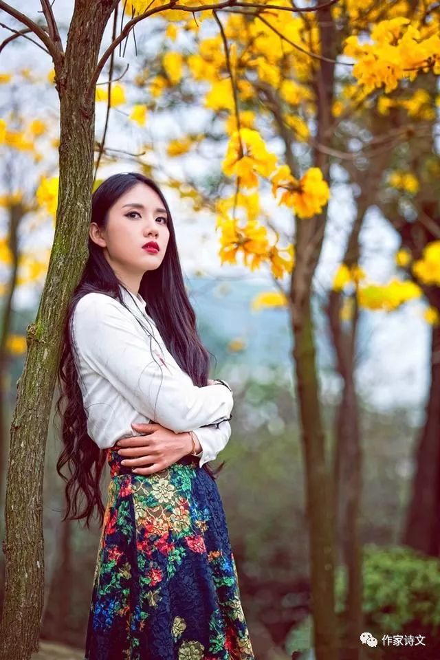 作家诗文纸刊备选田爱莲诗六首