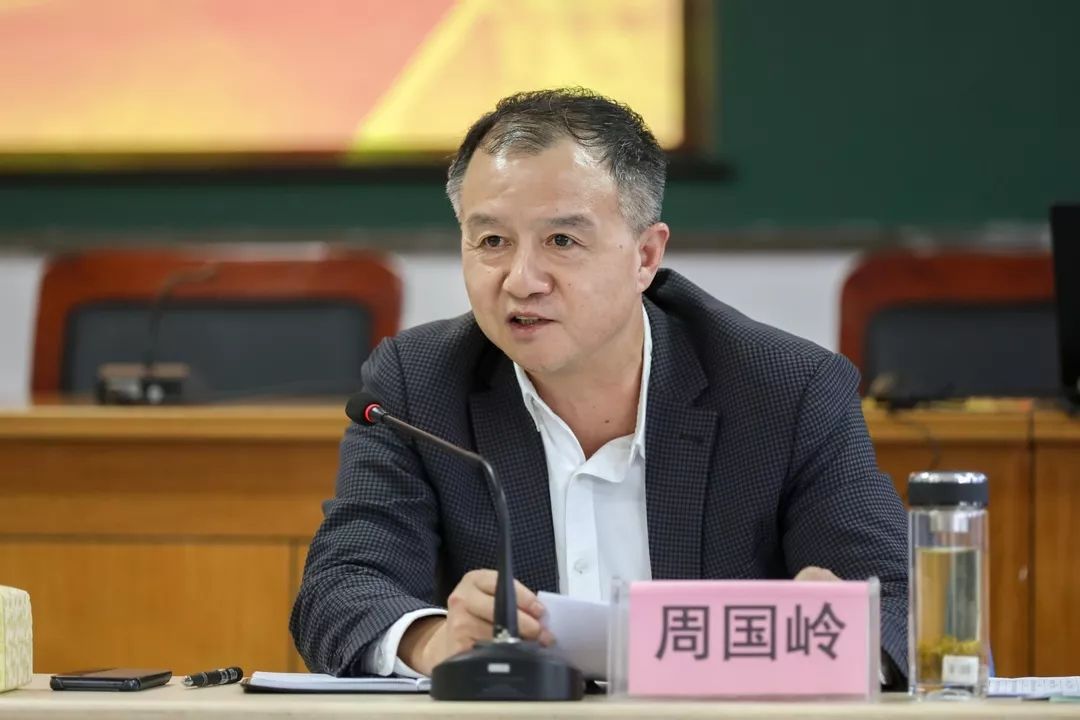 当好新时代答卷人县优秀年轻干部能力提升班学员热议县委书记周国岭