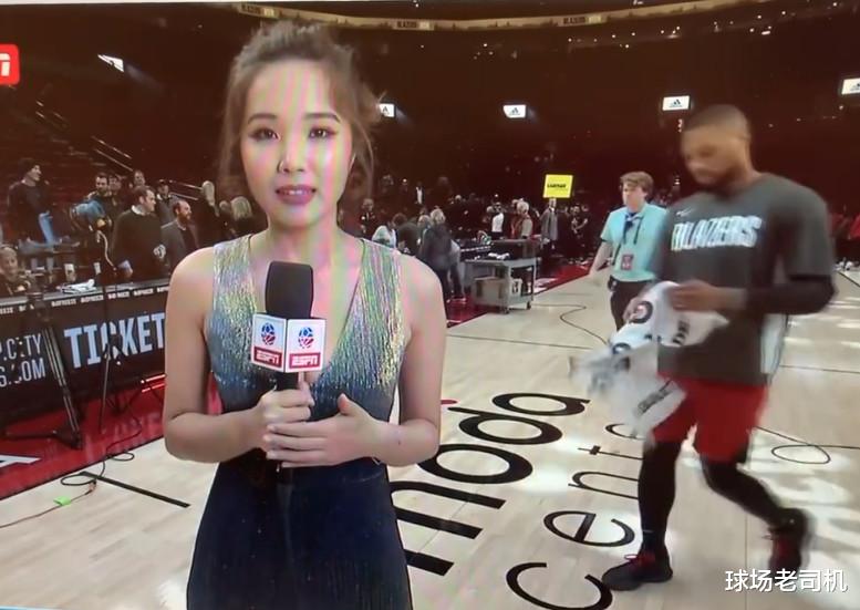 性感身材引热议烤肉姐采访基吐槽脖子都快断了球迷麦基角度真好