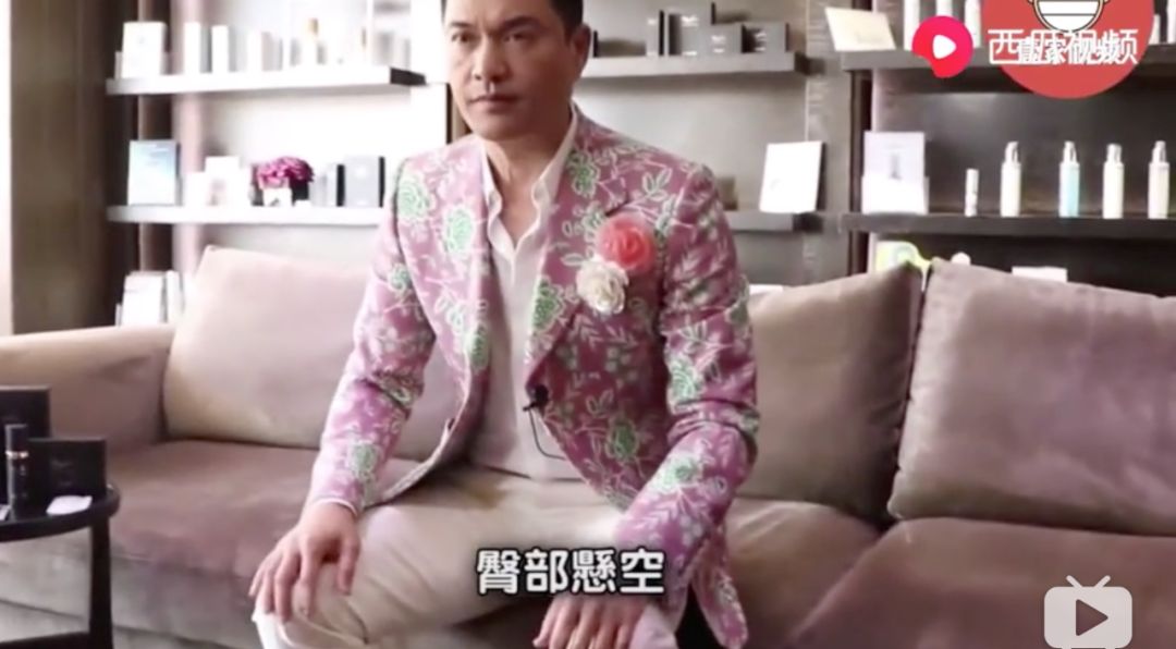 吕良伟你这身材63岁