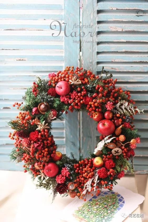 轻松学做圣诞花环 过一个童话般的冬天