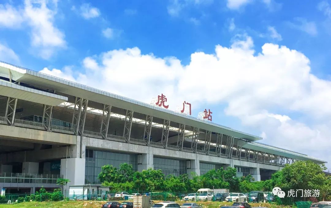 在虎门北站大家除了可以乘坐穗深城际,与我们熟悉的虎门高铁站是同一