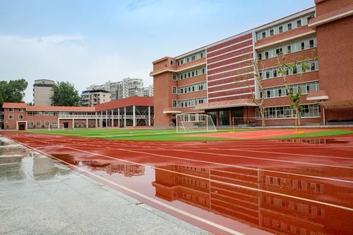 赶超外高比肩华一这所武汉最牛的国际学校到底藏着什么秘密
