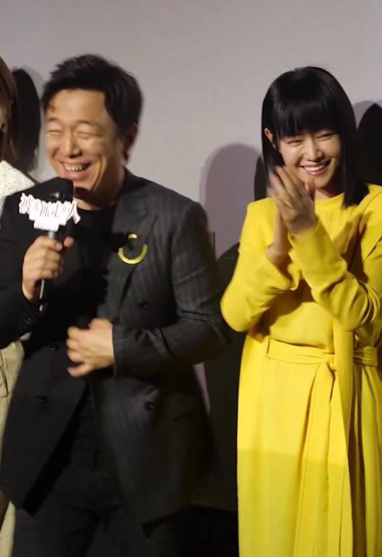 原创黄渤被问和谭卓拍床戏的感受,黄渤回答令谭卓鼓掌,被赞太会说话