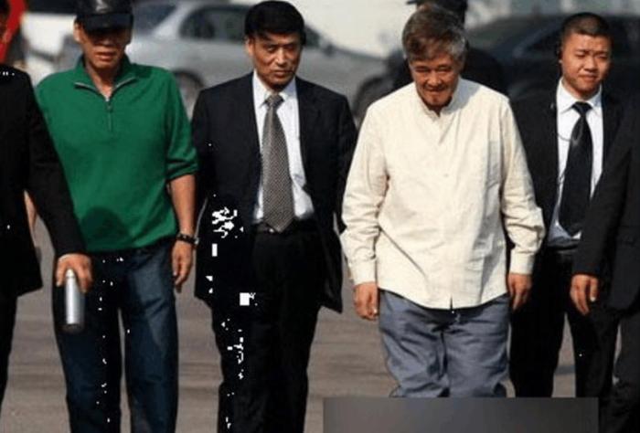 原创赵本山在东北有多牛?只因身边有这"四大天王",网友:一个比一个牛