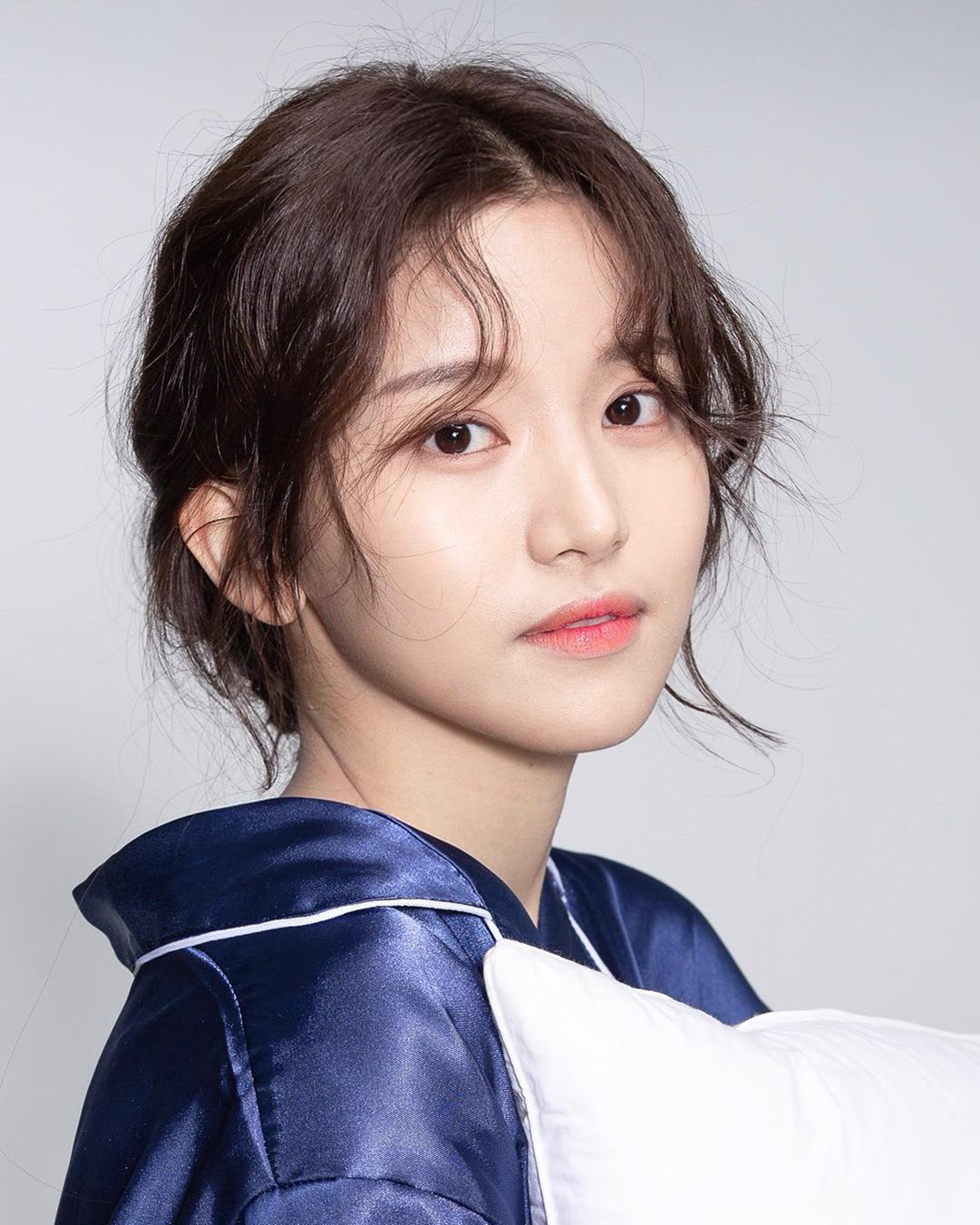 上官小白女神集的个人展示页