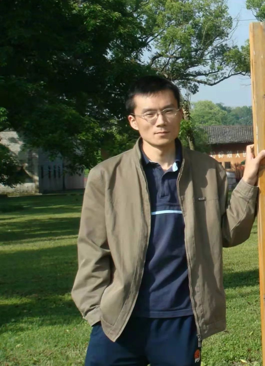 贺亮:幸免于难的老房子