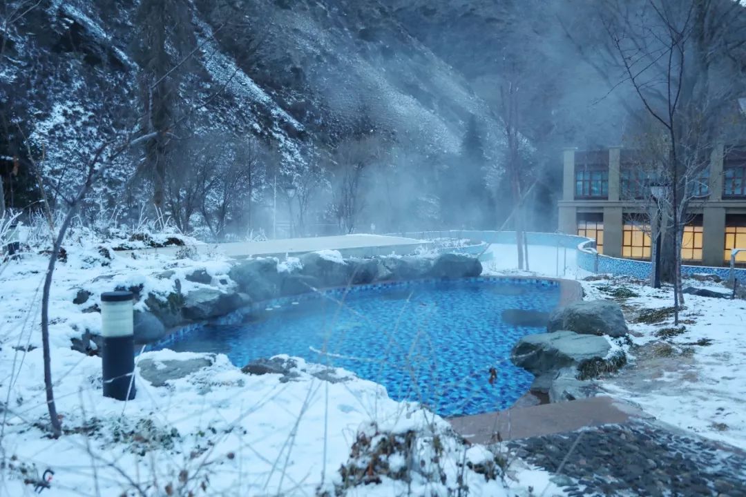 想去滑雪,泡温泉?不用去日本北海道,新疆就能满足你!_沙湾