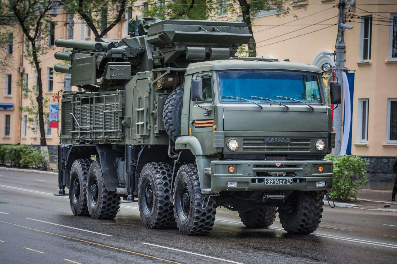 俄罗斯"铠甲-s1"防空系统