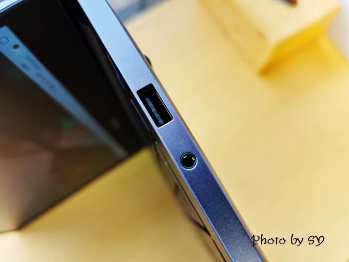 荣耀magicbook耳机插孔,荣耀magicbookpro 5mm 立体声耳机接口,可以覆盖多种使用