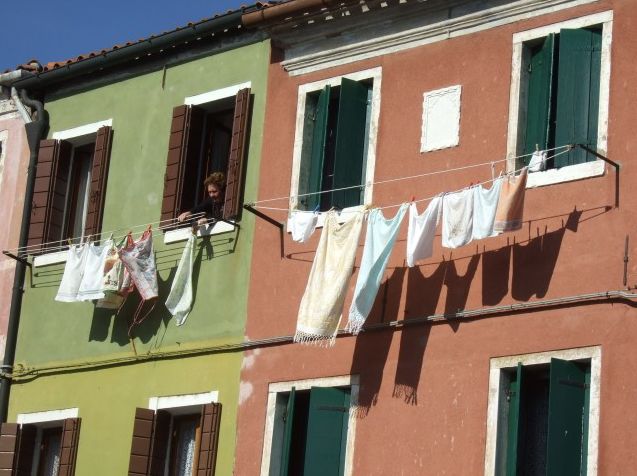 我们户外晾衣服的习惯是折磨美国人民多年的心魔