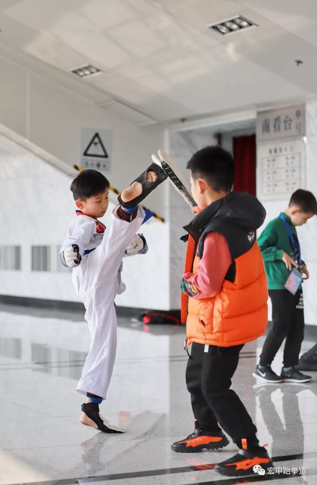 上海市第二十届跆拳道公开赛第二天的战场readygo