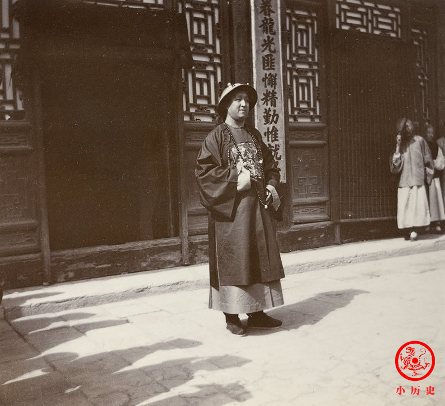 原创清末山东老照片巡抚大人周馥出镜衍圣公表情严肃