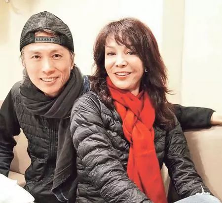 毛小慧和余乐天当年撒的狗粮,观众一吃就是二十年,也祝福do姐和子华神