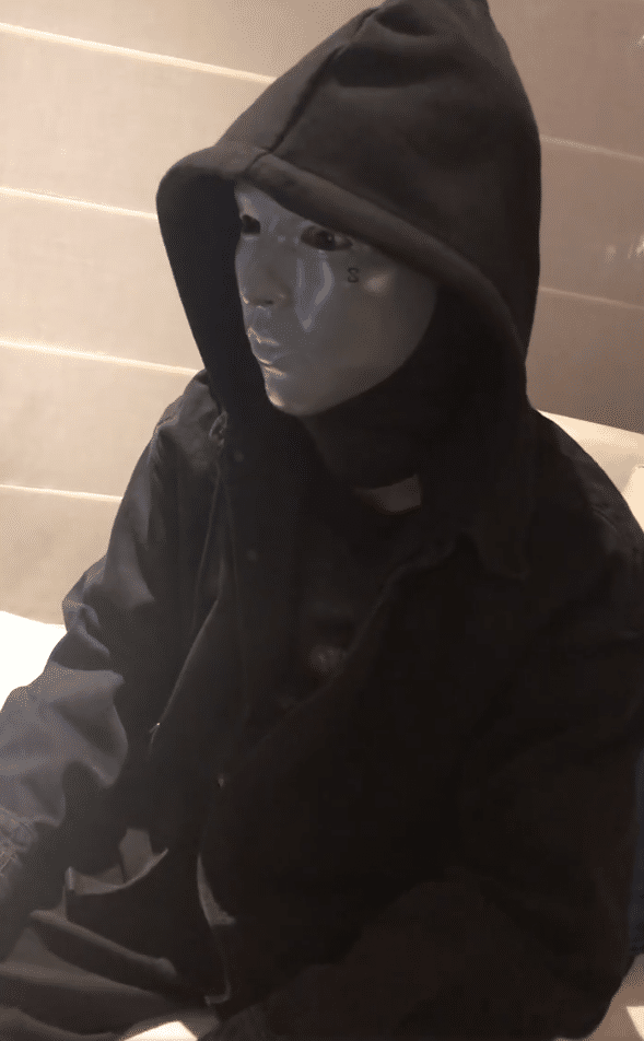 斗鱼骚白为何一直不露脸当看到他姐姐的头像网友怪不得