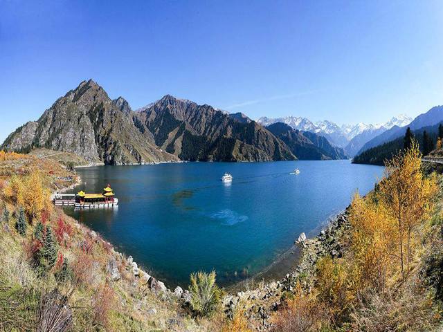 天山天池石门一线铁门关天山明珠的水是王母娘娘的淋浴水