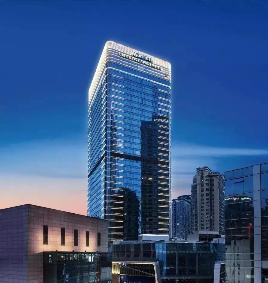 于传统五星级酒店乃至酒店服务式行政公寓,重庆one行政公寓有三大优势