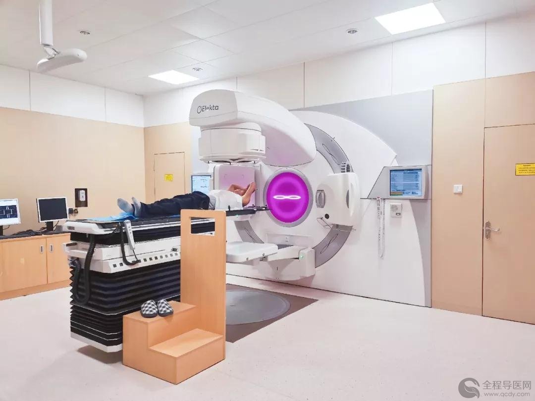 的同时,最大程度地避免对正常组织的伤害,实现我们所说的精准治疗"