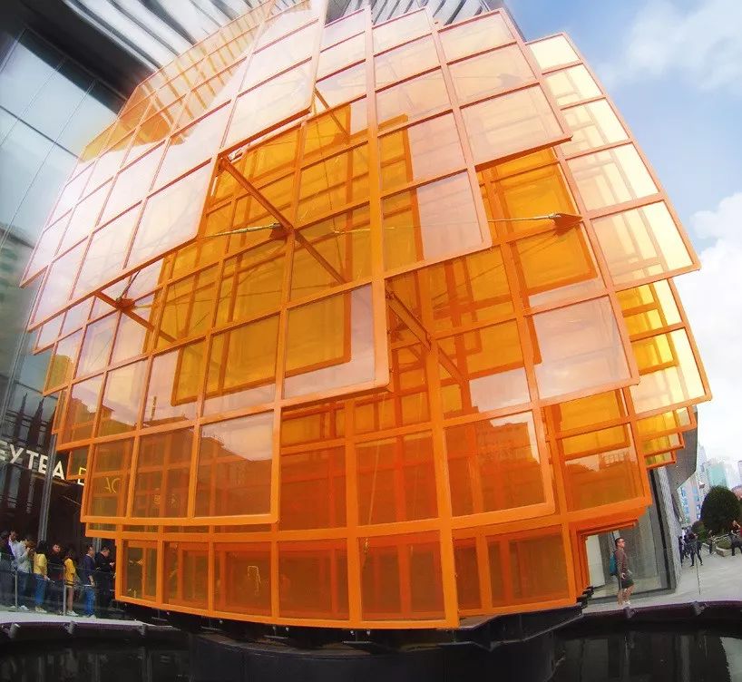 有一种艺术装置叫「动力雕塑」, 不管在哪都是网红地标