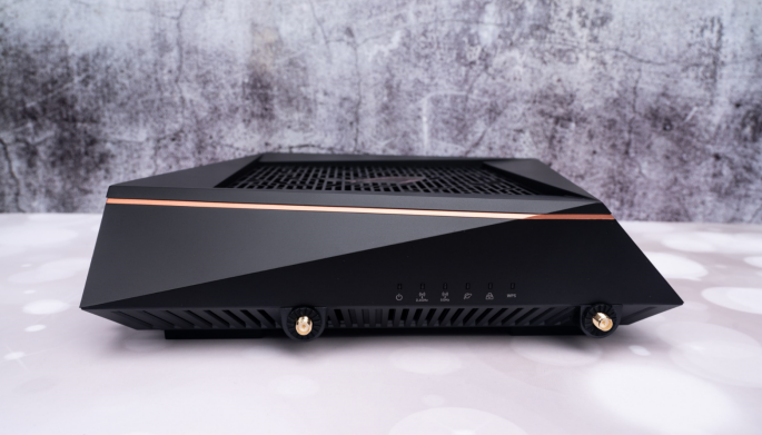 就想买个大眼睛拒绝卡顿畅快农药roggtac5300电竞路由简评