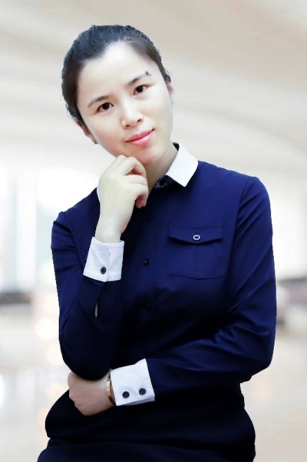 记尊尚柏丽美容技术总监,柏形时尚学校副校长李庆