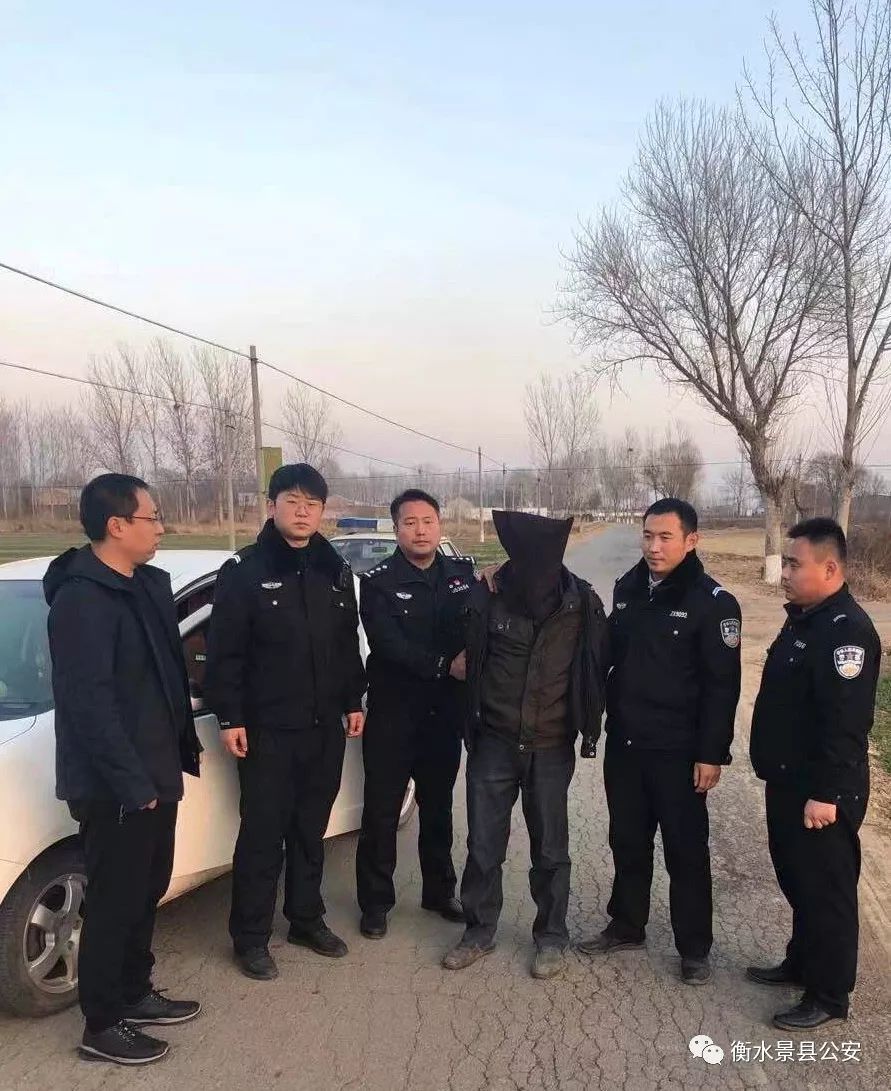 衡水某村民被"黑社会"威胁,车被烧狗被杀,门口垒坟头!