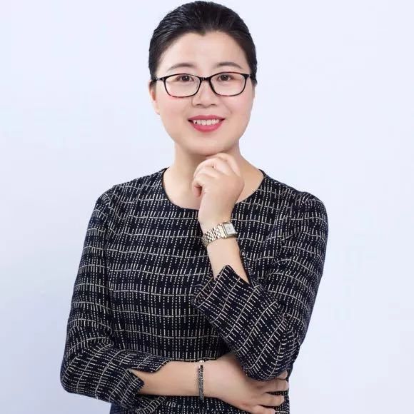 课堂第十一站,我们邀请到了国家二级心理咨询师,家庭教育指导师王艳艳