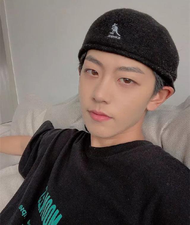 估计未来不久就会在荧幕上看到她…不过单拎出来看也挺能打:妹妹刘梦