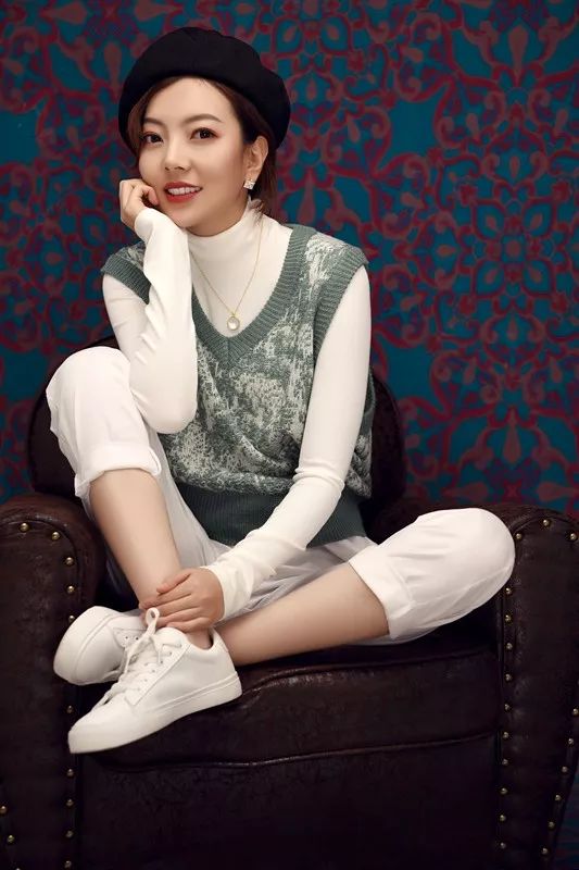 美丽风暴 | 大眼萌妹蜕变潮主播,实力圈粉,这一波我酸了~_任梦