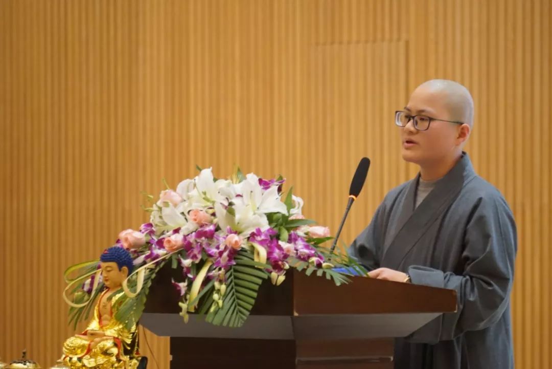 尼众学院│中国佛学院栖霞山分院江苏尼众佛学院联合举行讲经交流活动