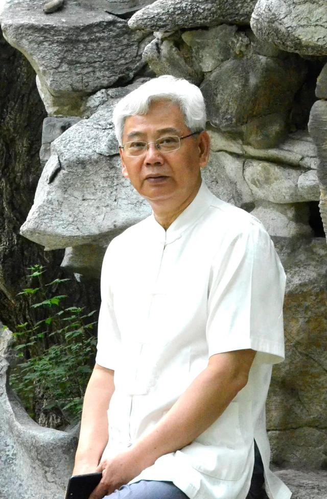 张仲亭艺术简介