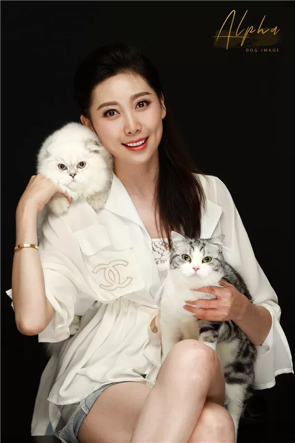 人物| 广东新闻广播高娜:期待每一次转身都更加从容