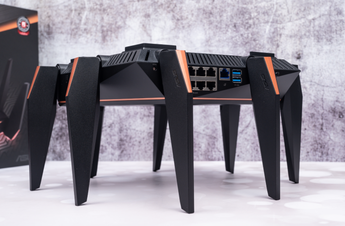 就想买个大眼睛拒绝卡顿畅快农药roggtac5300电竞路由简评