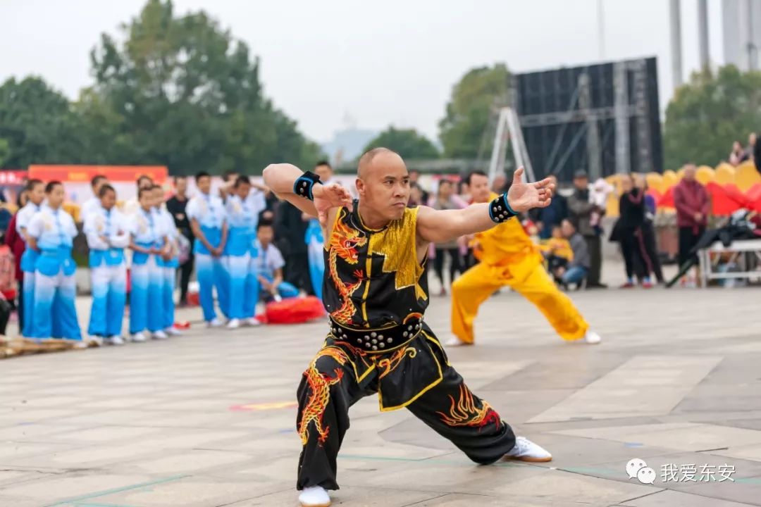 东安:民间武师"秀"功夫,展绝活_武术