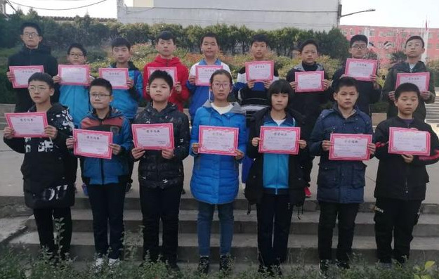 固始县桃花坞中学扎实开展学科竞赛活动