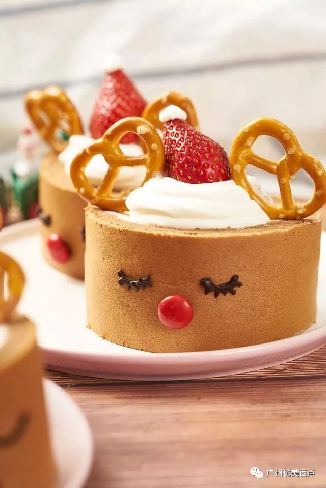 优美西点| 稳坐c位の圣诞节小蛋糕,上榜啦