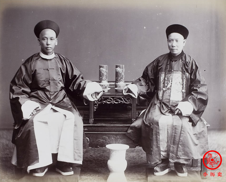 这些晚清老照片拍摄于光绪年间的广东,记录了社会上各色人等.