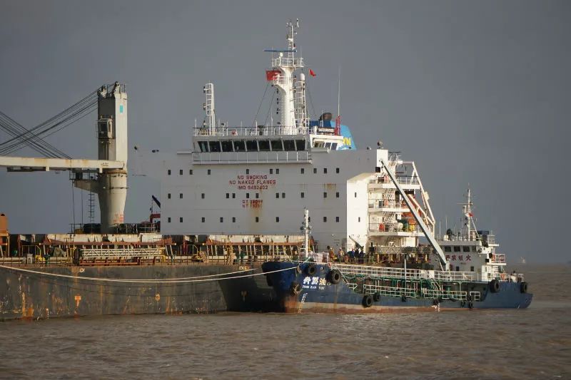 舟山外锚地完成首单外轮供应有望成为全球最便捷的海上船舶服务区