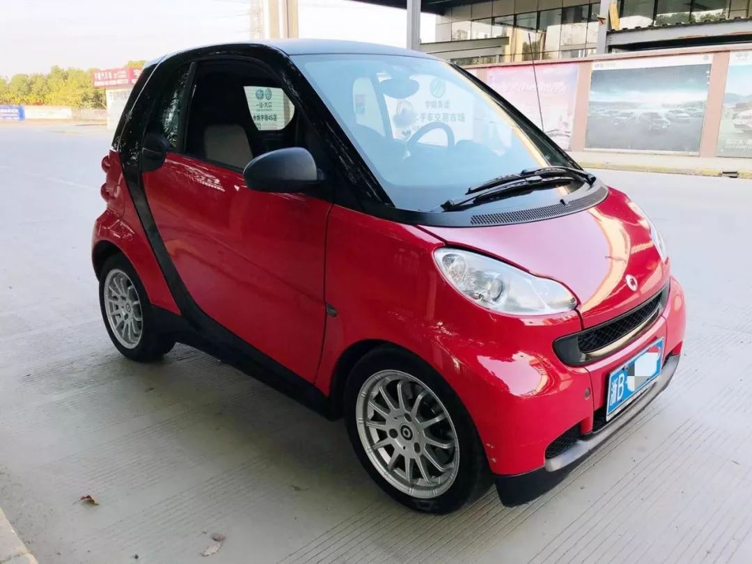 2012年斯玛特精灵小姐姐一手车车况可保证