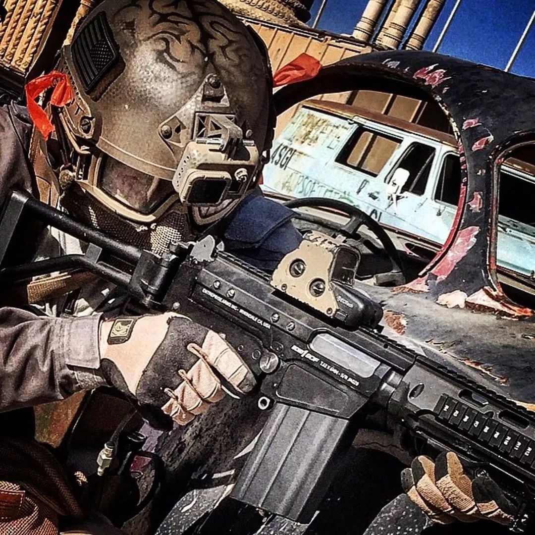 dsarms酷图曾几何时我认为sa58是最漂亮的现代步枪之一