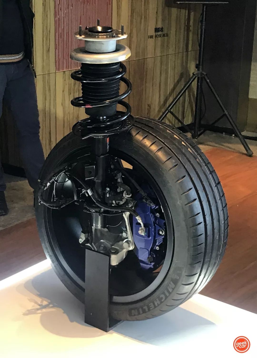 (ct5 的电磁悬挂)