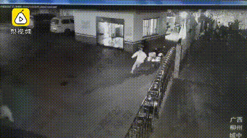 孩子我打掉了,你安心结婚吧!婚礼现场,前女友