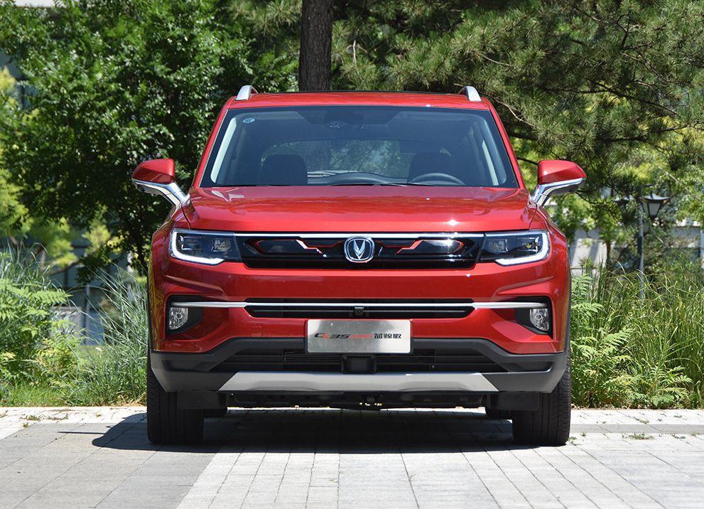 是接棒cs35(参数|图片)的车型,主打小型suv市场