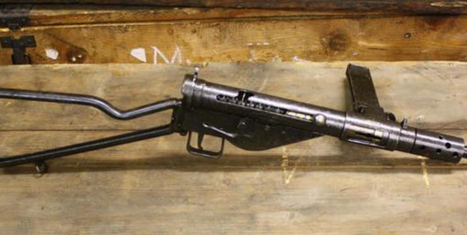 解放者手枪是美国研制出来的一把枪械,这把枪械的话从外形看就知道是