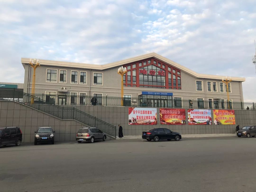 牛车上的阳光岫岩慢火车之旅