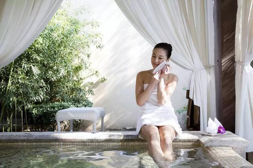 女人每天泡脚的好处 泡脚多长时间最好?