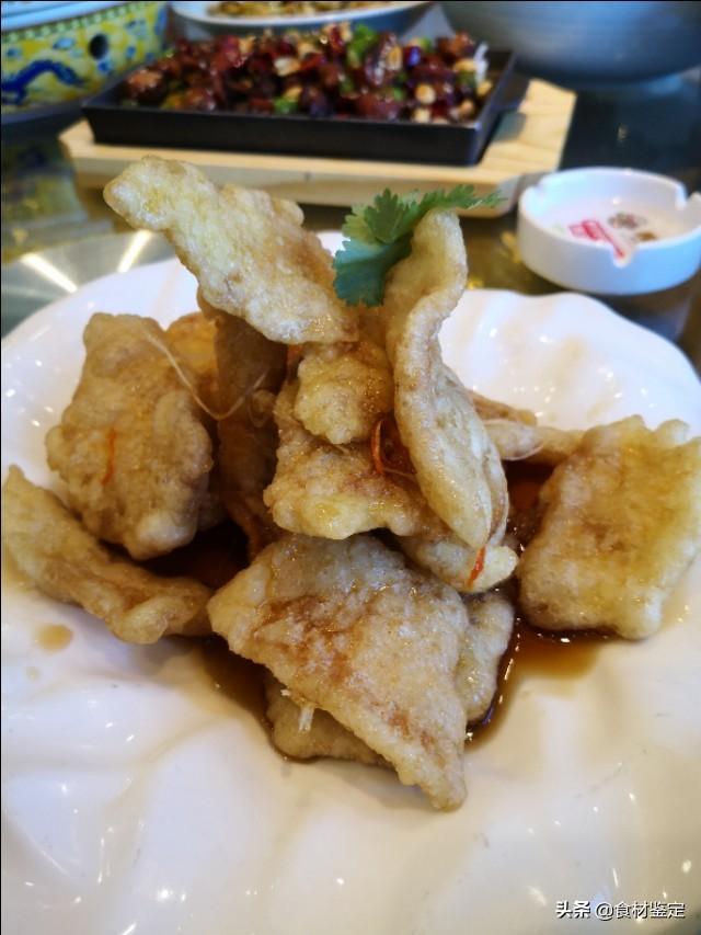 沈阳这家老字号的秘密是:1盘焖子加上8个大碗,解馋又舒服_辽菜