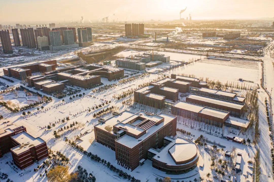 内蒙古大学雪景图片