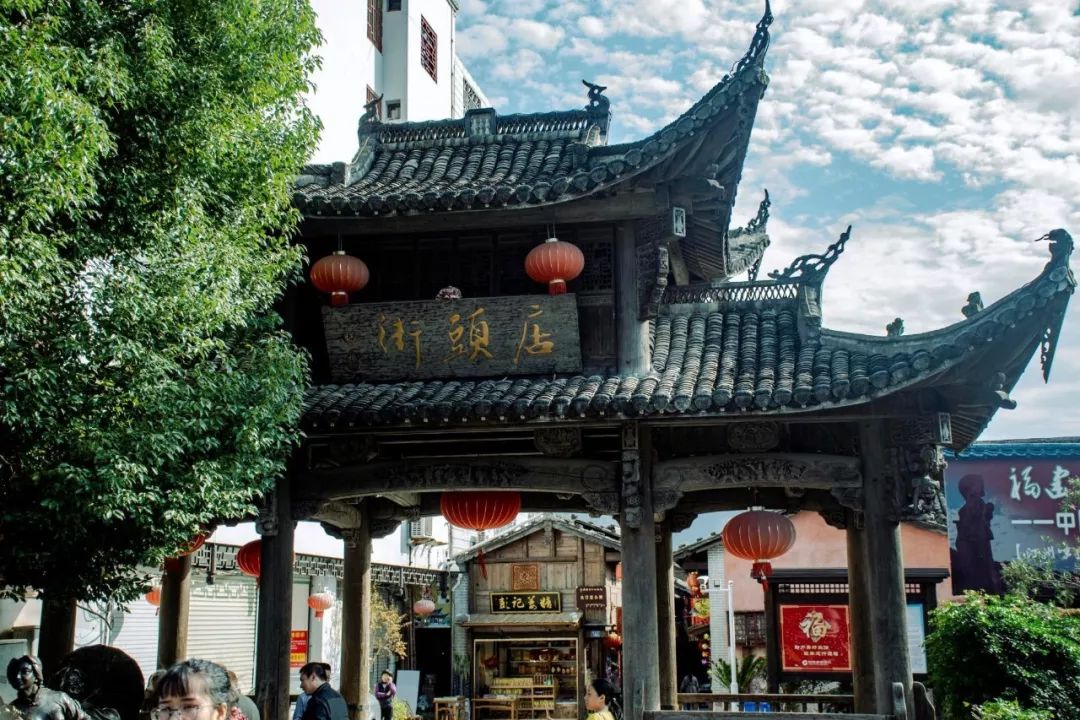 福建最容易被忽略的城市!不输丽江的古城,客家的起源地,闽南的长城.