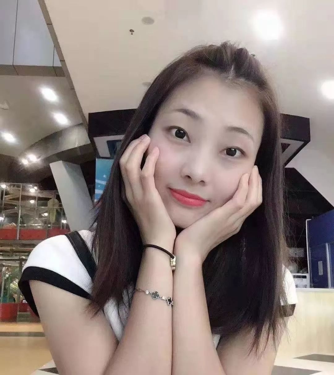 微相亲桂阳24岁气质美女在南宁发展只为遇见你